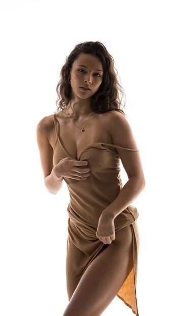 Full leaked Mia wynn page private photo