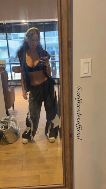 Full leaked Mia wynn page private photo