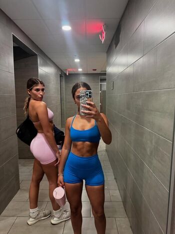 Full leaked Miaawardd private photo