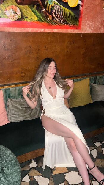 Full leaked Miafitz page private photo
