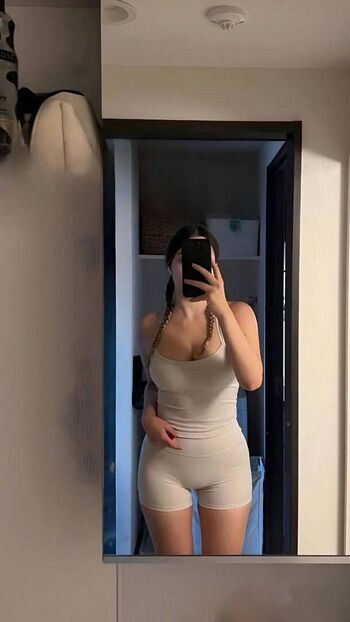 Full leaked Miafitz private photo