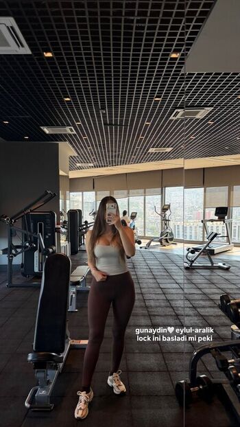 Full leaked Miafitz private photo