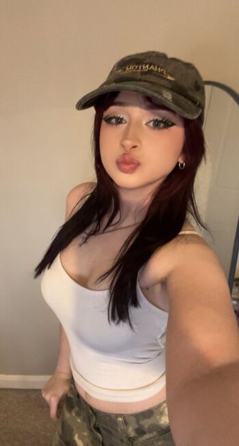 Full leaked Miaowiee private photo