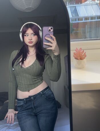 Full leaked Miaowiee private photo