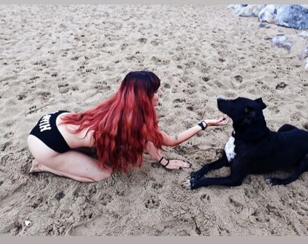 Full leaked Miavonfox private photo