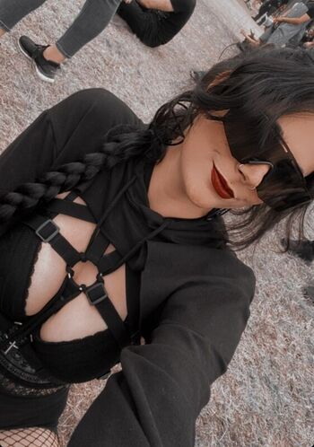 Full leaked Miavonfox private photo
