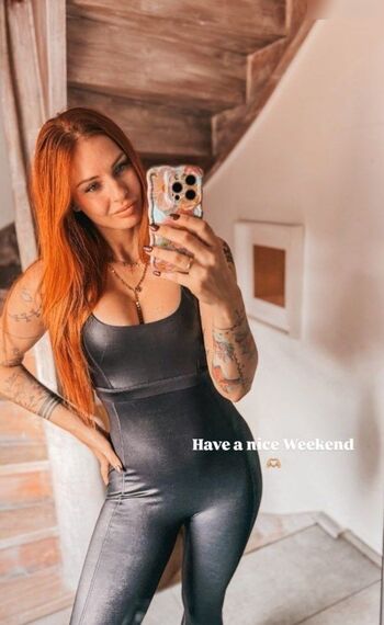 Full leaked Miaxginger private photo