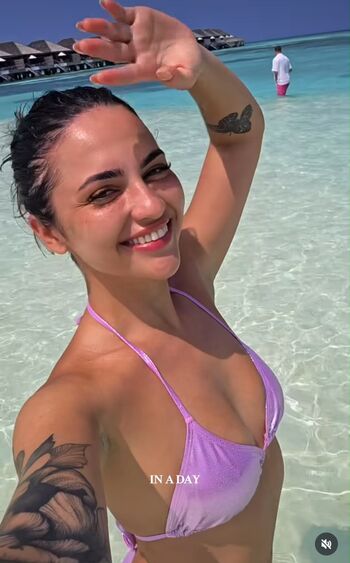 Full leaked Miaxmon private photo