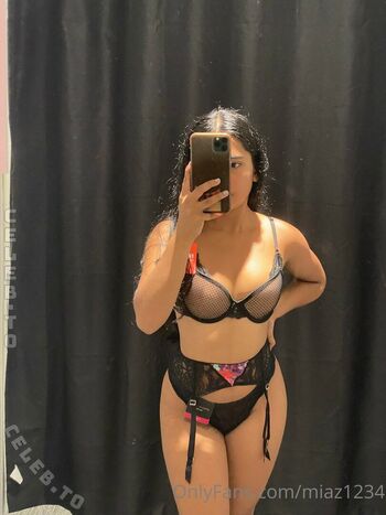 Full leaked Miaz page private photo