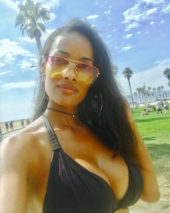 Full leaked Micaela reis page private photo