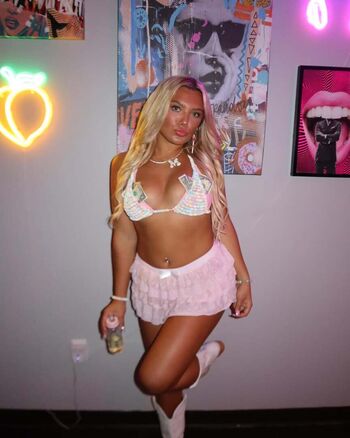 Full leaked Michaela zmudosky private photo
