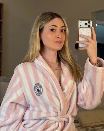 Full leaked Michelle alter page private photo