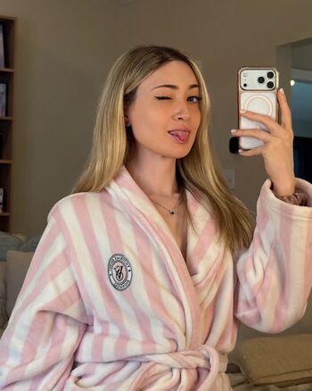 Full leaked Michelle alter page private photo