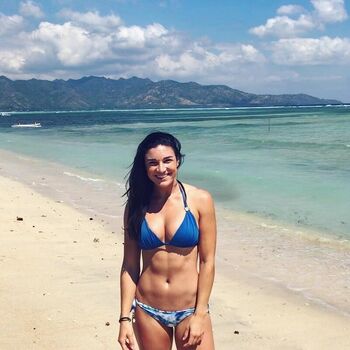 Full leaked Michelle jenneke private photo