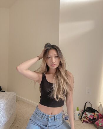 Full leaked Michelle li page private photo