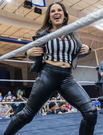 Full leaked Mickie james private photo