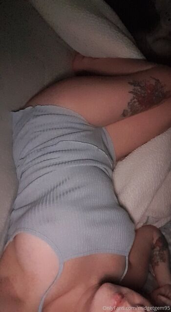 Full leaked Midgetgem page private photo
