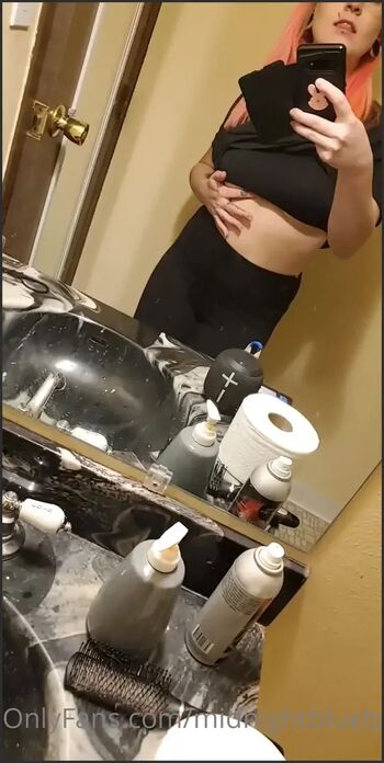 Full leaked Midnightblueberry private photo