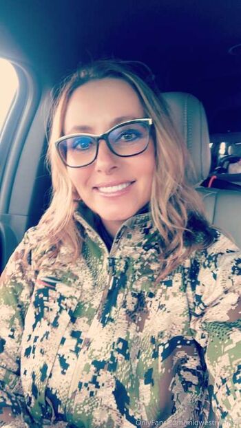 Full leaked Midwest mom private photo