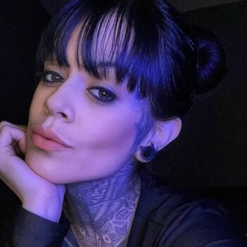 Full leaked Mihells private photo
