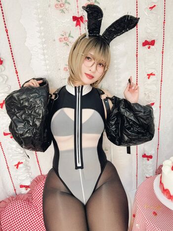 Full leaked Miinyan page private photo