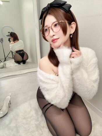 Full leaked Miinyan page private photo