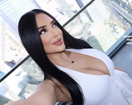 Full leaked Miiss chanel private photo