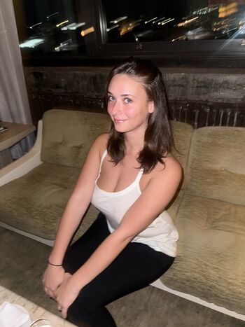 Full leaked Mikaila private photo