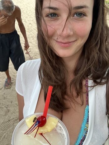 Full leaked Mikaila private photo