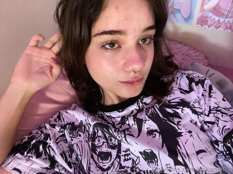 Full leaked Mikansee private photo