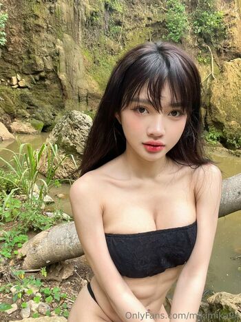 Full leaked Mikimika private photo