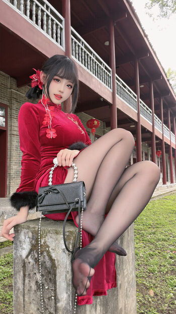 Full leaked Mikomikoww page private photo