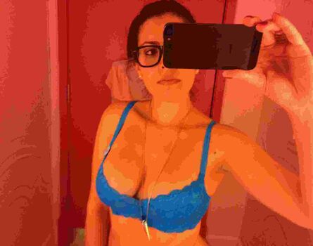 Full leaked Mila private photo
