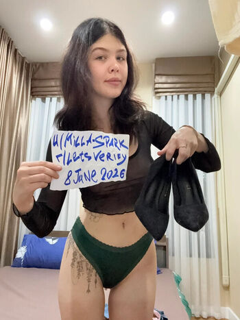 Full leaked Mila spark page private photo