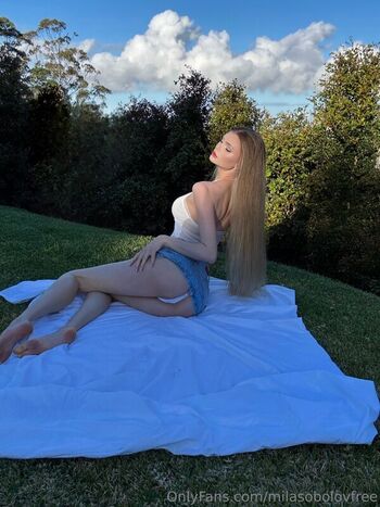 Full leaked Milakittenx page private photo