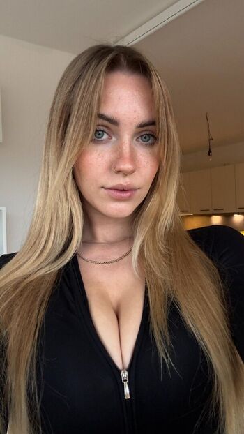 Full leaked Milakleinx private photo