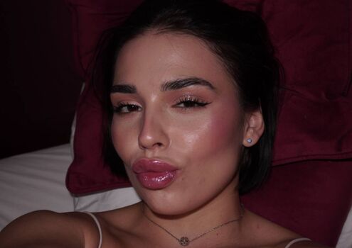 Full leaked Milan cheek private photo