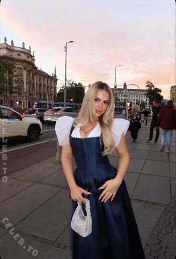 Full leaked Milaneedls private photo
