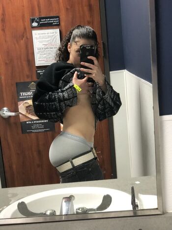 Full leaked Milanicrespo private photo
