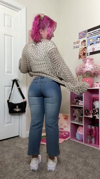 Full leaked Mildhippie private photo
