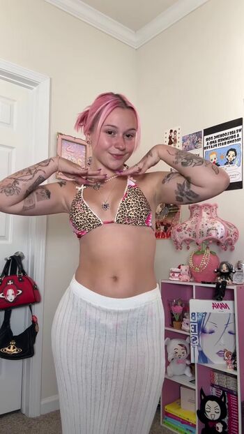 Full leaked Mildhippie private photo