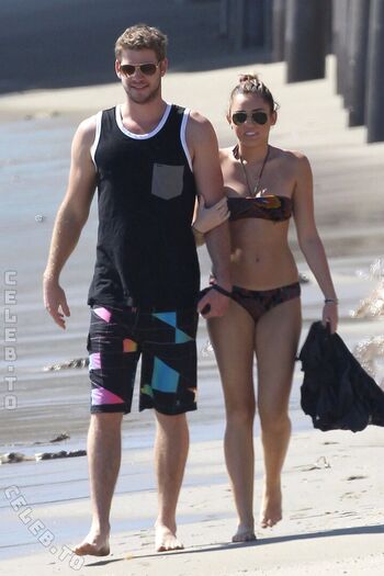 Full leaked Miley cyrus page private photo