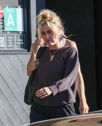 Full leaked Miley cyrus page private photo