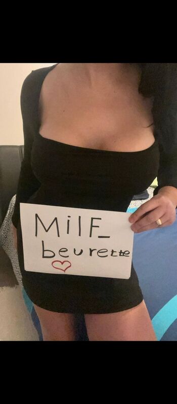 Full leaked Milf beurette private photo