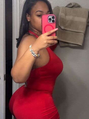 Full leaked Milkchaike page private photo