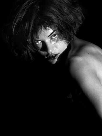 Full leaked Milla jovovich private photo