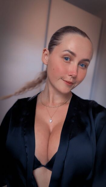 Full leaked Mille m private photo
