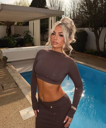 Full leaked Milli tansley private photo