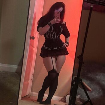 Full leaked Millie private photo