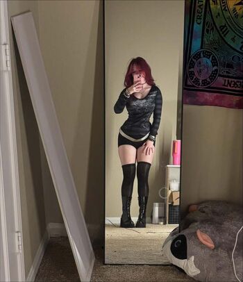 Full leaked Millie private photo